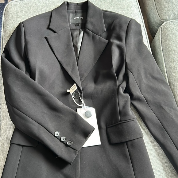 NEVA HU black designer jacket blazer slimming and casual, fall collection size S - Picture 11 of 16